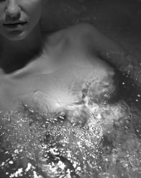 in-the-bath-2000.jpg